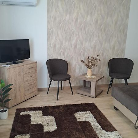 Hajdúszoboszló Katarina Apartman מראה חיצוני תמונה