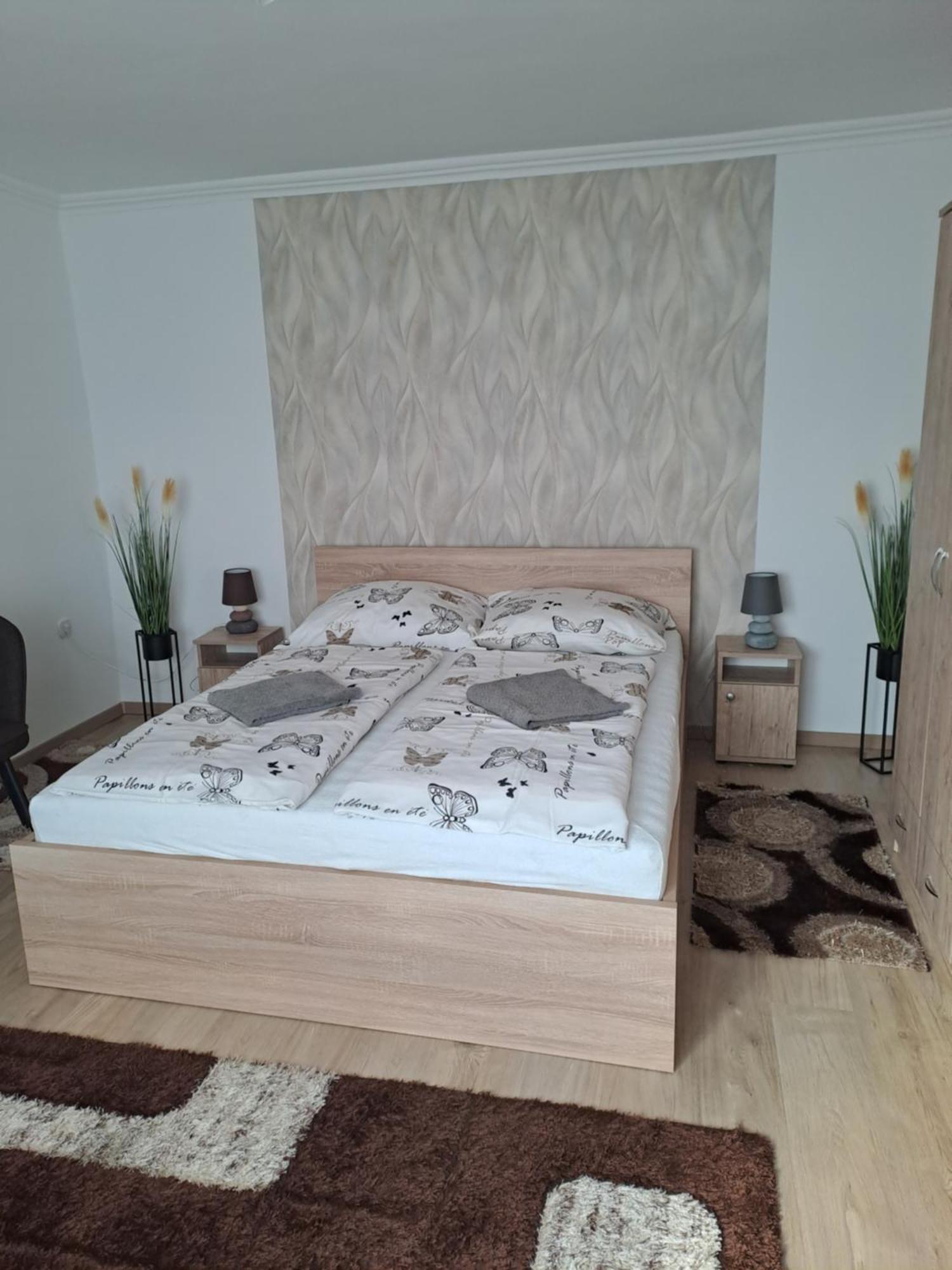 Hajdúszoboszló Katarina Apartman מראה חיצוני תמונה